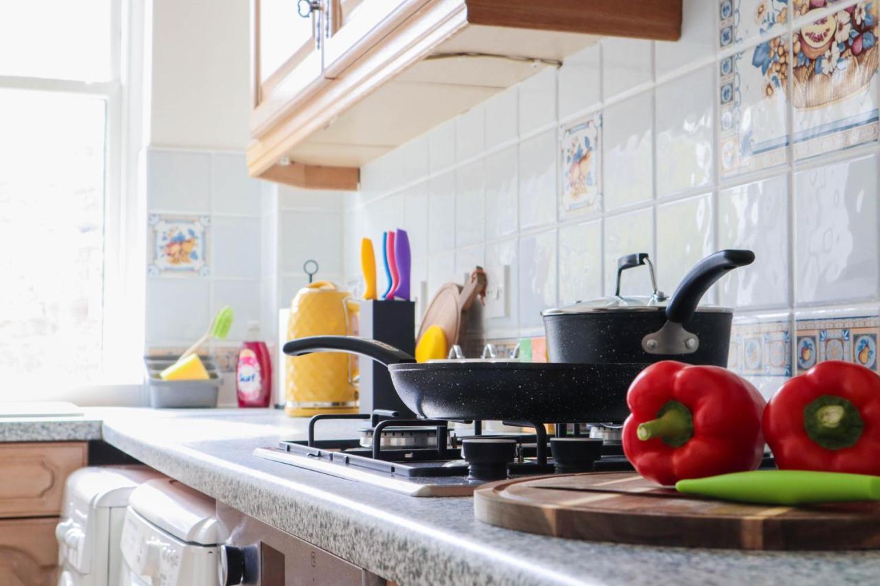 לונדון Pearl Paddington - Lovely 2 Bed Flat In Paddington מראה חיצוני תמונה